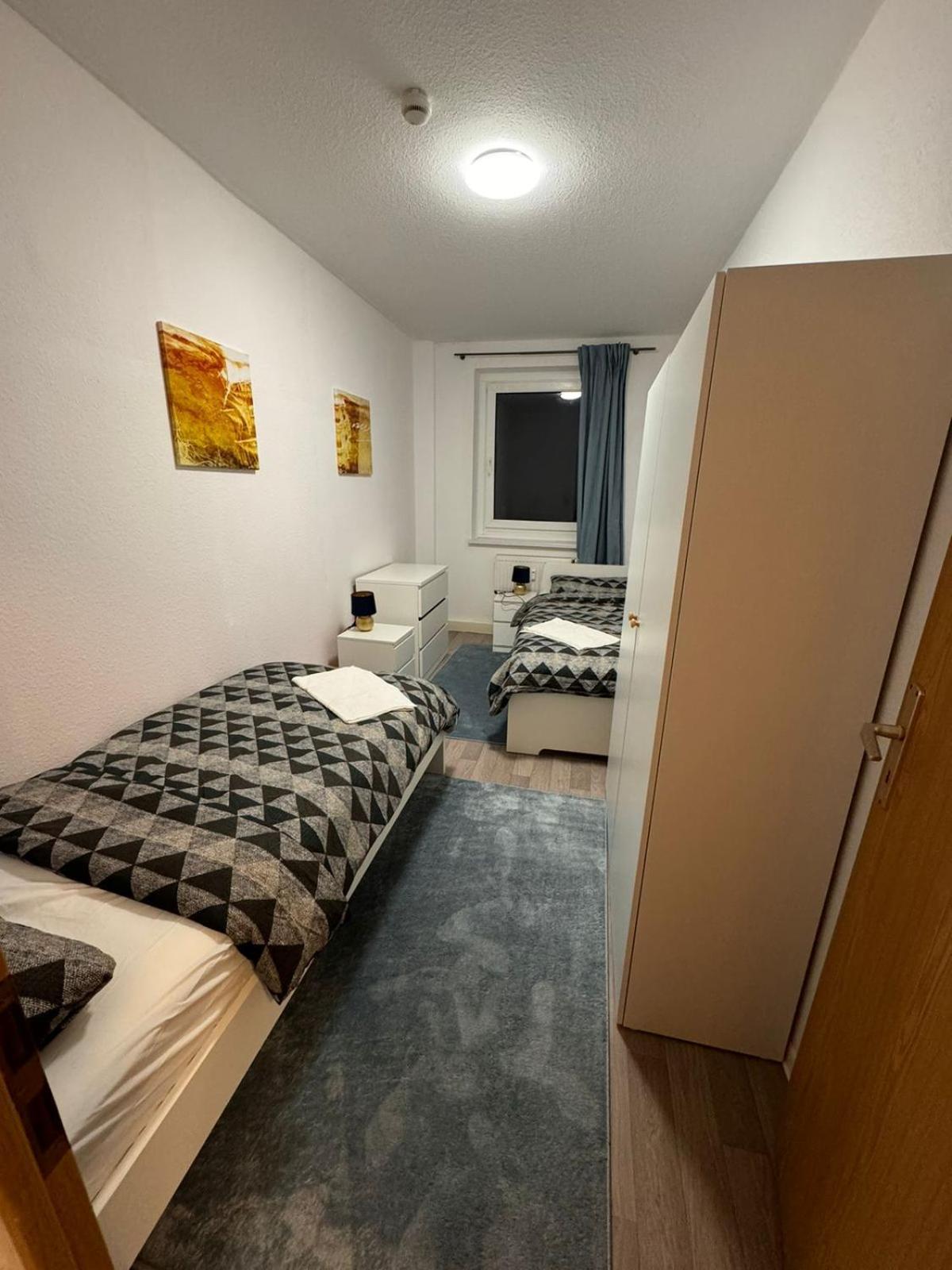 Upside Living - Apartments แมร์เซอบวร์ก ภายนอก รูปภาพ